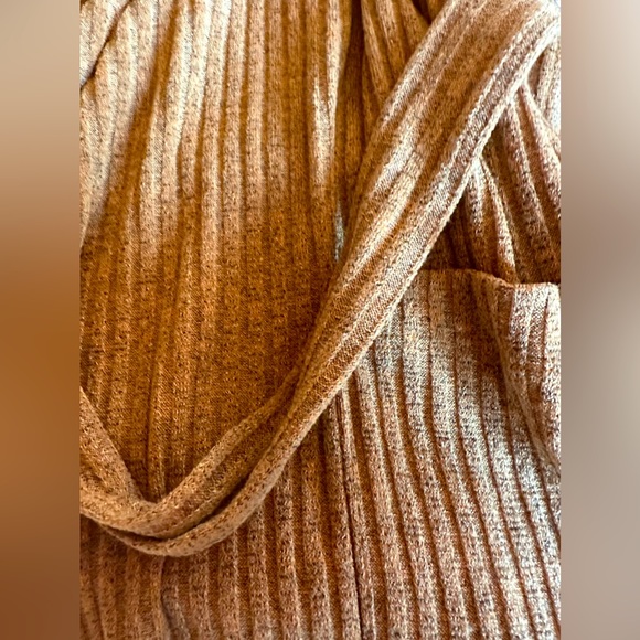 Crescent Drive XL sweater cardigan duster. Stretchy & warm.Two patch pockets.NWT - Picture 7 of 8